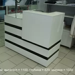 Стол прикассовый в торговый зал