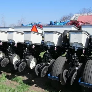 Сеялка пропашная KINZE 3000,  8-рядная,  б/У,  2012 года выпуска