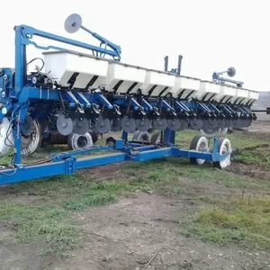 Сеялка пропашная KINZE 3600,  16-рядная,  б/у,  2013 года выпуска