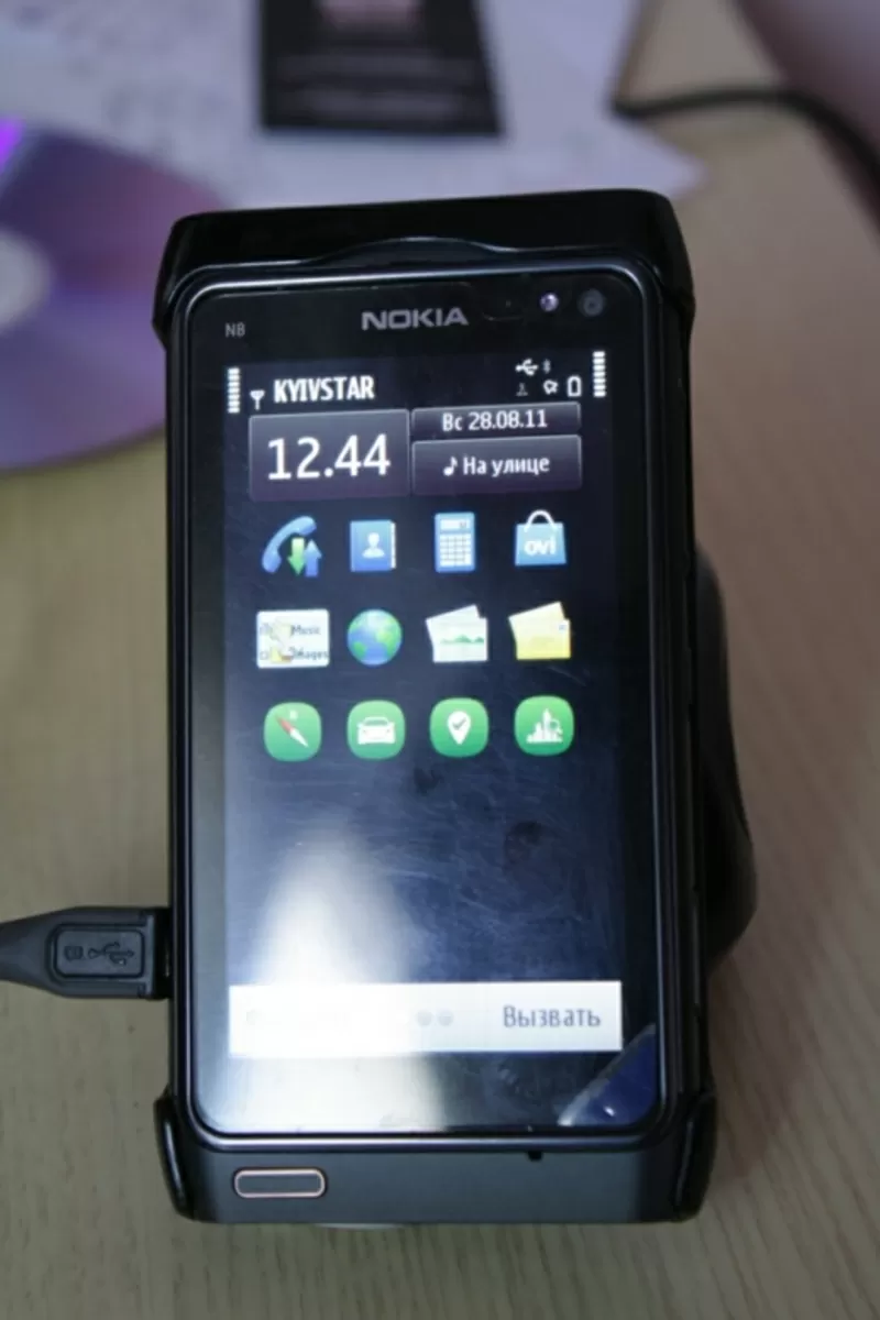 Продам Nokia N8-00