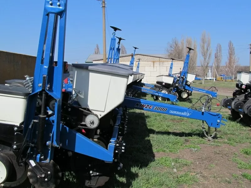 Сеялка пропашная KINZE 3000,  8-рядная,  б/У,  2012 года выпуска 5