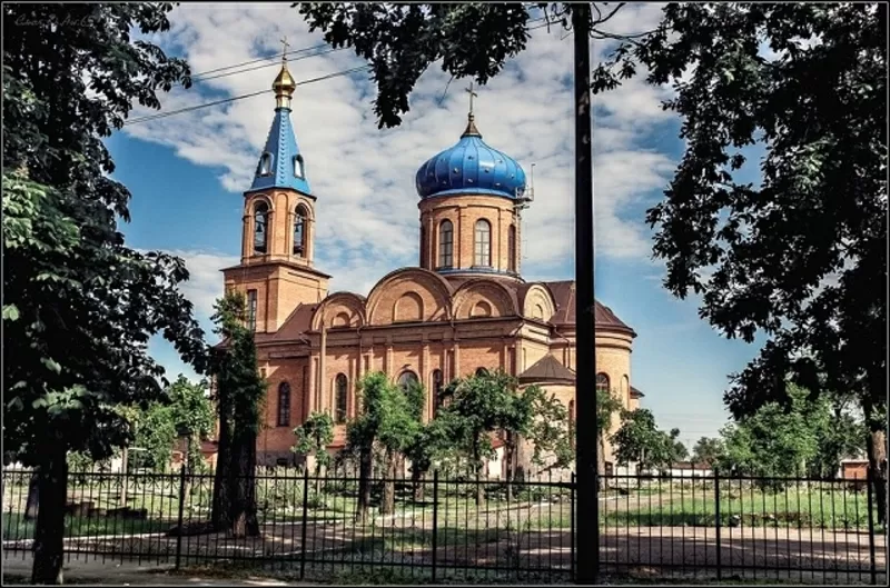 Дом с большим земельным участком  в г.Орехове (45 км от Запорожья)