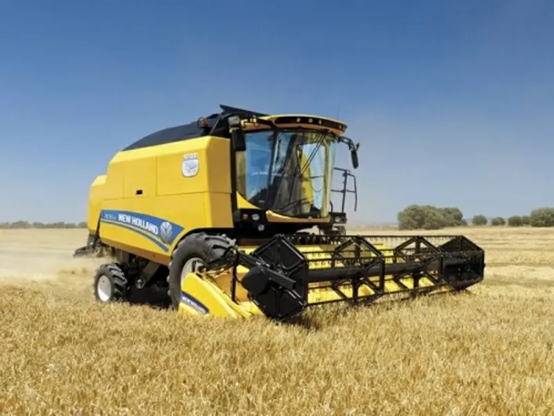 Зернозбиральний комбайн NEW HOLLAND ТС5.90