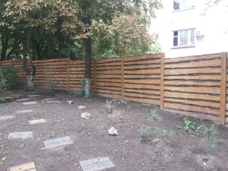 Цветные еврозаборы с воротами под ключ в Запорожье 3