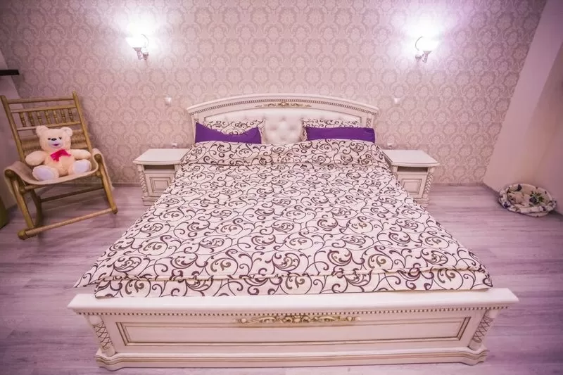 Кровать з дуба