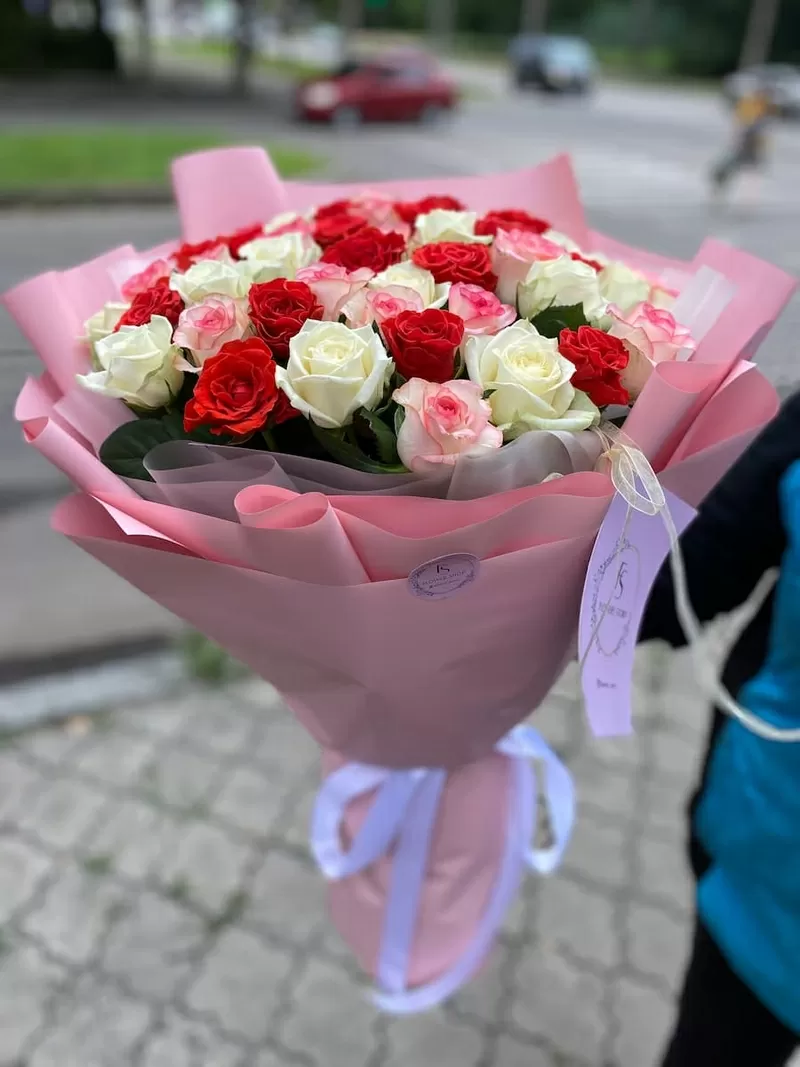 Букет чарівних квітів з доставкою у Запоріжжі 3