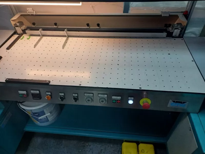 Станок для виготовлення твердої обкладинки,  Італія